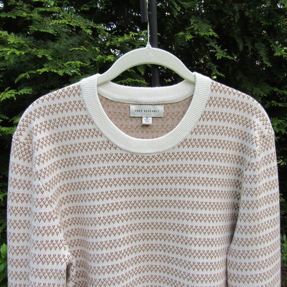 Free Assembly Soft & Stretchy Rayon-Blend Crewneck Sweater - Picture 2 of 3